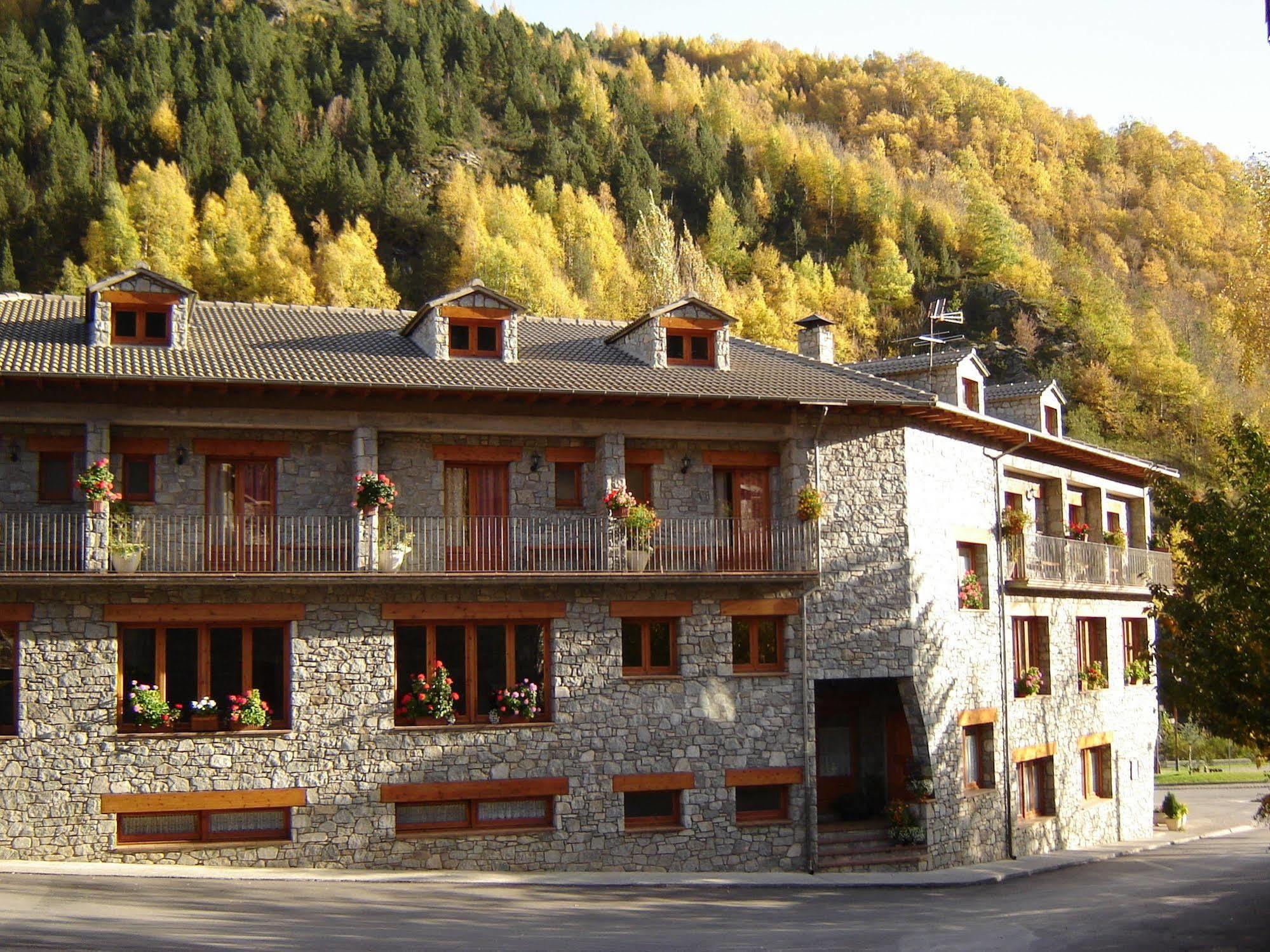 Hotel La Farga Ripoll Exterior photo